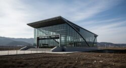 In 2008 China built metro stations in the middle of nowhere: in we finally understand why